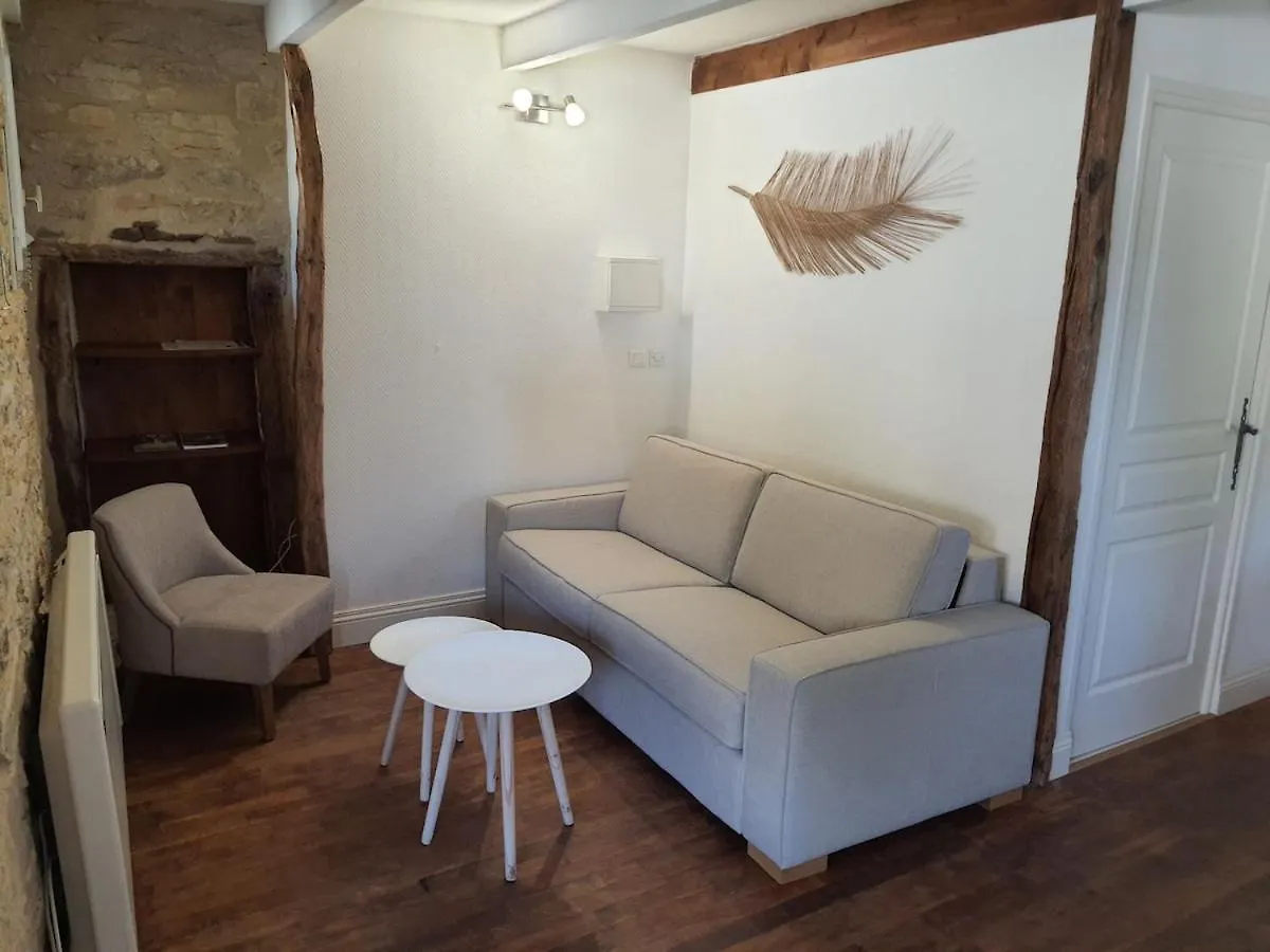 Vakantiehuis Cozy Guest House With Jacuzzi And Swimming Pool Sérignac Frankrijk